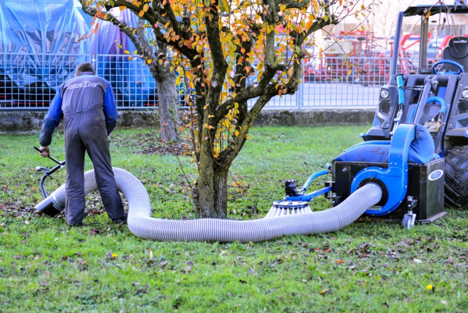 _multione-c890239-vysavac-listi-a-necistot_1