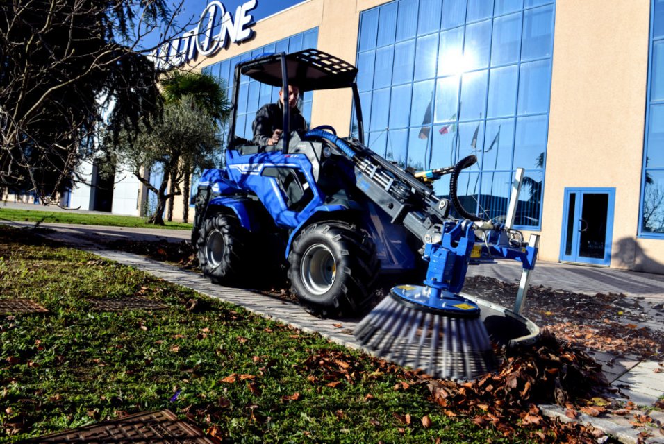 _multione-c890270-kartac-na-plevel-75_4